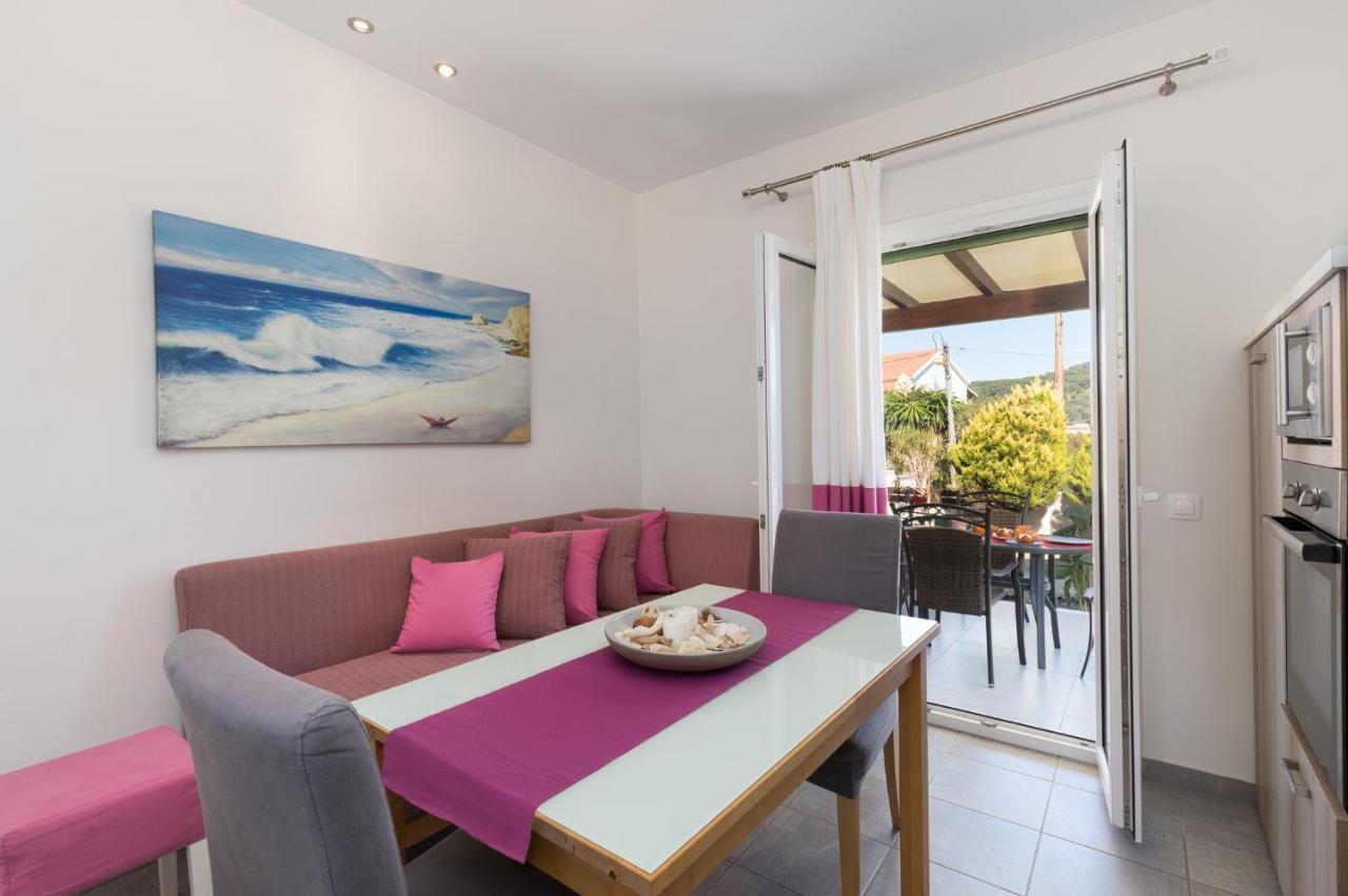 Garden Apartments Agios Stefanos Corfu آغيوس ستيفانوس المظهر الخارجي الصورة